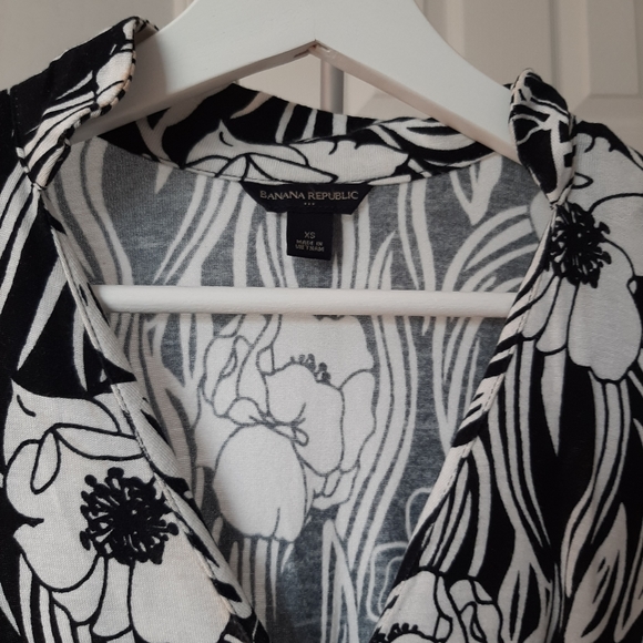 Banana Republic dress - Picture 3 of 7